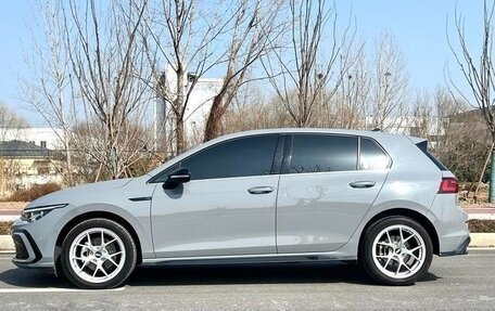 Volkswagen Golf VIII, 2023 год, 1 710 000 рублей, 8 фотография