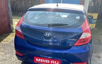 Hyundai Solaris II рестайлинг, 2012 год, 700 000 рублей, 1 фотография