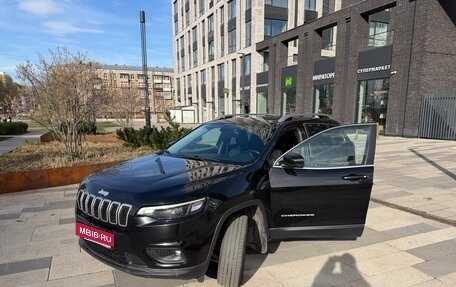 Jeep Cherokee, 2018 год, 2 450 000 рублей, 1 фотография