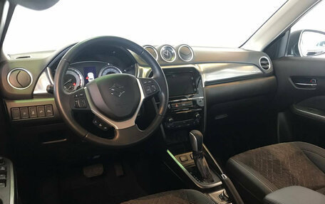 Suzuki Vitara II рестайлинг, 2021 год, 2 790 000 рублей, 14 фотография