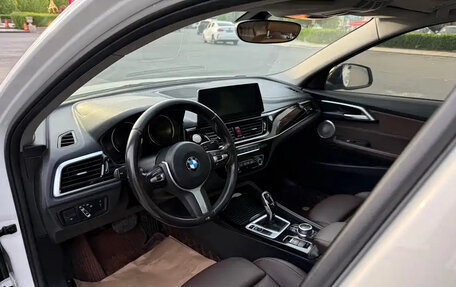 BMW 1 серия, 2021 год, 1 480 000 рублей, 7 фотография