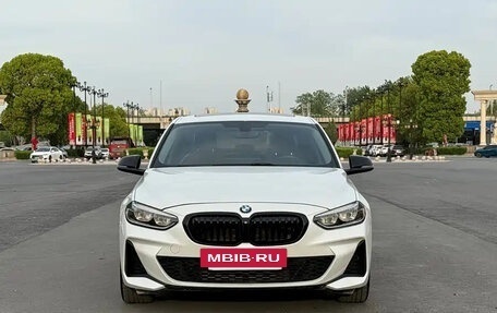 BMW 1 серия, 2021 год, 1 480 000 рублей, 6 фотография
