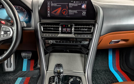 BMW 8 серия, 2021 год, 8 300 000 рублей, 17 фотография