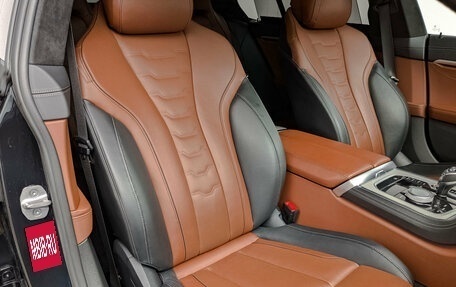 BMW 8 серия, 2021 год, 8 300 000 рублей, 24 фотография