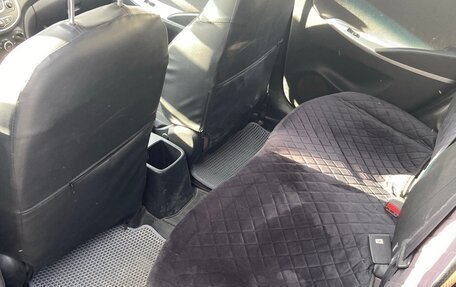 Hyundai Solaris II рестайлинг, 2012 год, 700 000 рублей, 7 фотография