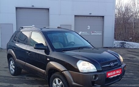 Hyundai Tucson III, 2005 год, 525 000 рублей, 2 фотография