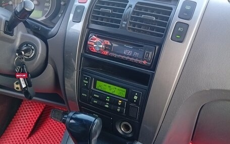 Hyundai Tucson III, 2005 год, 525 000 рублей, 21 фотография