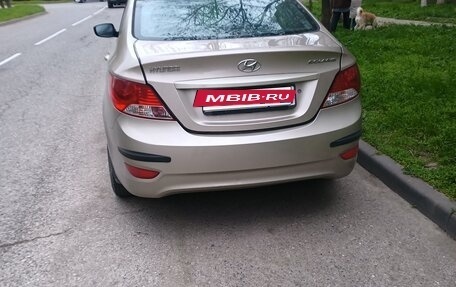 Hyundai Solaris II рестайлинг, 2011 год, 600 000 рублей, 5 фотография