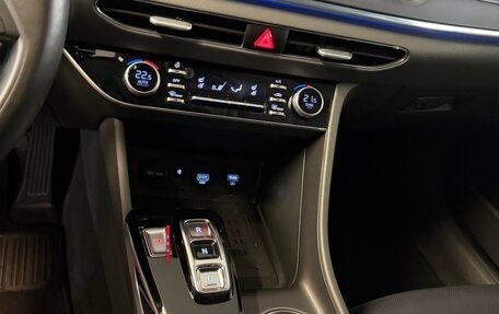 Hyundai Sonata VIII, 2022 год, 3 500 000 рублей, 10 фотография