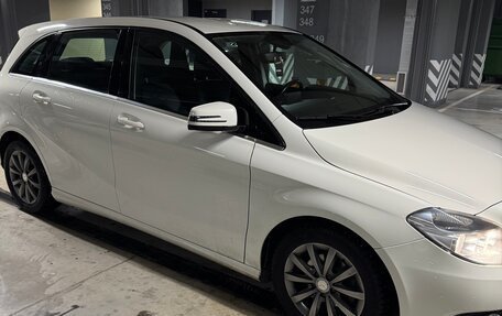 Mercedes-Benz B-Класс, 2013 год, 1 500 000 рублей, 3 фотография