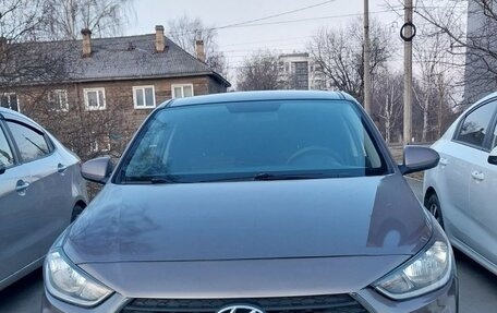 Hyundai Solaris II рестайлинг, 2018 год, 980 000 рублей, 9 фотография