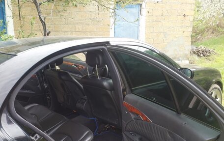 Mercedes-Benz E-Класс, 2004 год, 800 000 рублей, 4 фотография