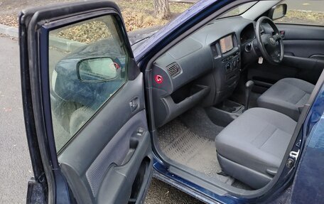 Toyota Succeed I рестайлинг, 2013 год, 800 000 рублей, 4 фотография