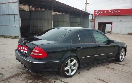 Mercedes-Benz E-Класс, 2004 год, 800 000 рублей, 2 фотография