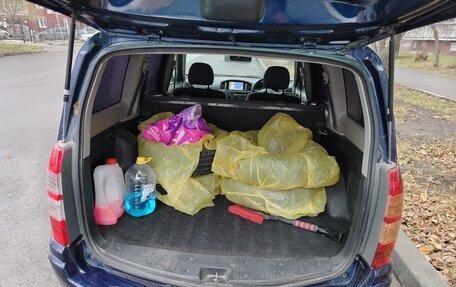 Toyota Succeed I рестайлинг, 2013 год, 800 000 рублей, 11 фотография