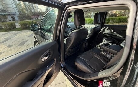 Jeep Cherokee, 2018 год, 2 450 000 рублей, 9 фотография