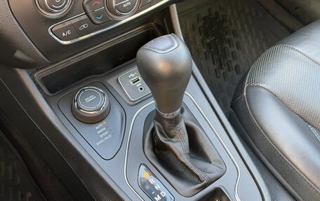 Jeep Cherokee, 2018 год, 2 450 000 рублей, 14 фотография