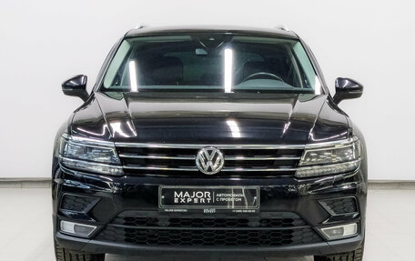 Volkswagen Tiguan II, 2020 год, 3 200 000 рублей, 2 фотография