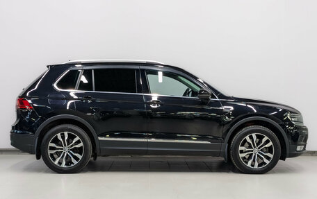 Volkswagen Tiguan II, 2020 год, 3 200 000 рублей, 4 фотография