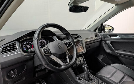 Volkswagen Tiguan II, 2020 год, 3 200 000 рублей, 15 фотография