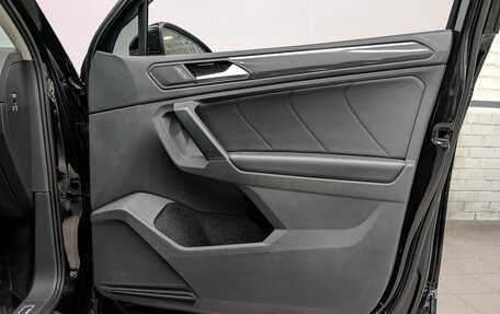 Volkswagen Tiguan II, 2020 год, 3 200 000 рублей, 23 фотография