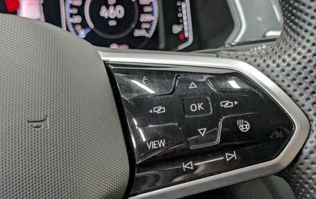 Volkswagen Tiguan II, 2020 год, 3 200 000 рублей, 27 фотография