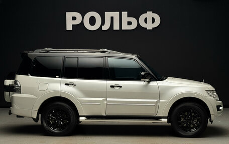 Mitsubishi Pajero IV, 2020 год, 3 990 000 рублей, 5 фотография