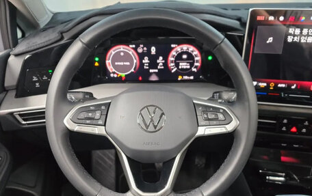 Volkswagen Golf VIII, 2025 год, 3 250 000 рублей, 12 фотография