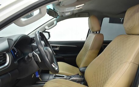 Toyota Fortuner II, 2020 год, 3 270 000 рублей, 10 фотография