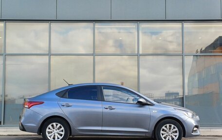 Hyundai Solaris II рестайлинг, 2017 год, 599 000 рублей, 3 фотография