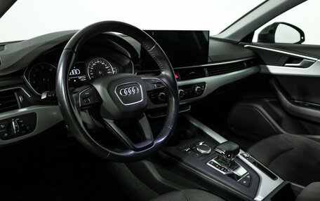 Audi A4, 2018 год, 2 399 700 рублей, 11 фотография
