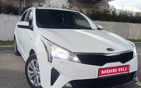 KIA Rio IV, 2020 год, 1 411 000 рублей, 1 фотография