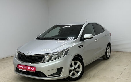 KIA Rio III рестайлинг, 2013 год, 690 000 рублей, 1 фотография
