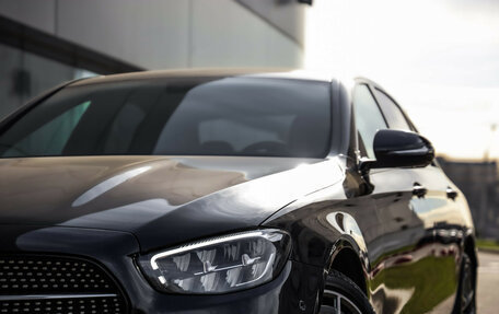 Mercedes-Benz E-Класс, 2021 год, 3 325 000 рублей, 2 фотография