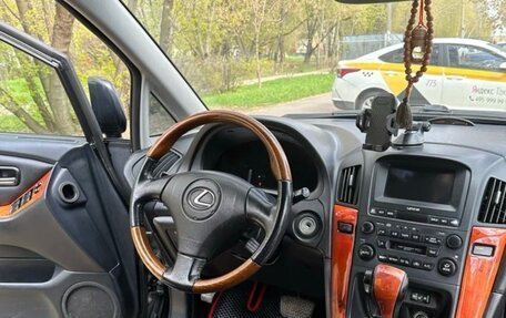 Lexus RX IV рестайлинг, 2001 год, 950 000 рублей, 9 фотография
