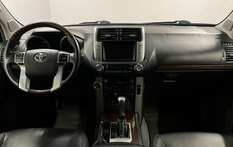 Toyota Land Cruiser Prado 150 рестайлинг 2, 2012 год, 2 650 000 рублей, 11 фотография