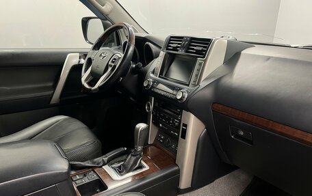 Toyota Land Cruiser Prado 150 рестайлинг 2, 2012 год, 2 650 000 рублей, 12 фотография