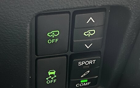 Toyota Land Cruiser Prado 150 рестайлинг 2, 2012 год, 2 650 000 рублей, 21 фотография