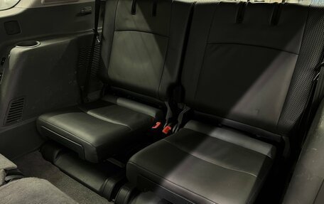 Toyota Land Cruiser Prado 150 рестайлинг 2, 2012 год, 2 650 000 рублей, 26 фотография