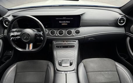 Mercedes-Benz E-Класс, 2021 год, 4 990 000 рублей, 17 фотография