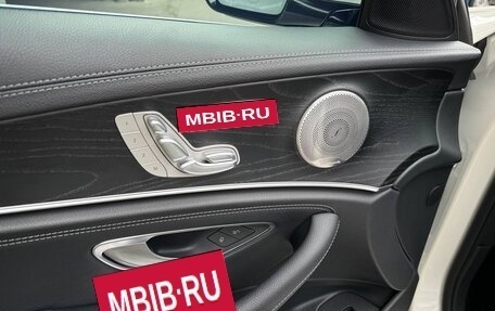 Mercedes-Benz E-Класс, 2021 год, 4 990 000 рублей, 22 фотография