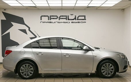 Chevrolet Cruze II, 2010 год, 629 900 рублей, 5 фотография