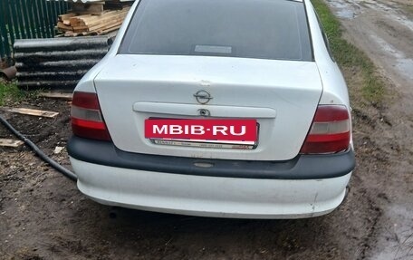 Opel Vectra B рестайлинг, 1996 год, 60 000 рублей, 4 фотография