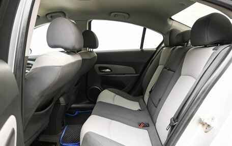 Chevrolet Cruze II, 2010 год, 629 900 рублей, 10 фотография