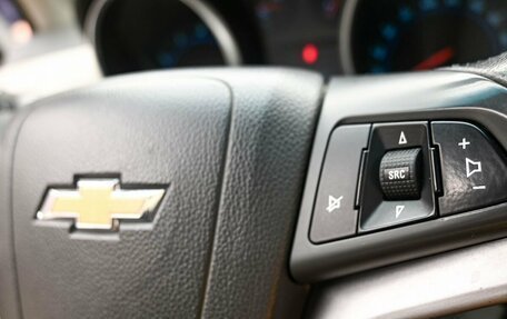 Chevrolet Cruze II, 2010 год, 629 900 рублей, 12 фотография
