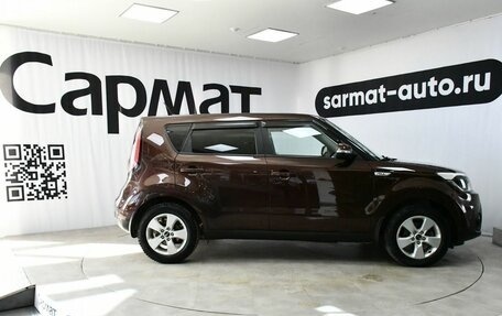 KIA Soul II рестайлинг, 2018 год, 1 647 000 рублей, 8 фотография