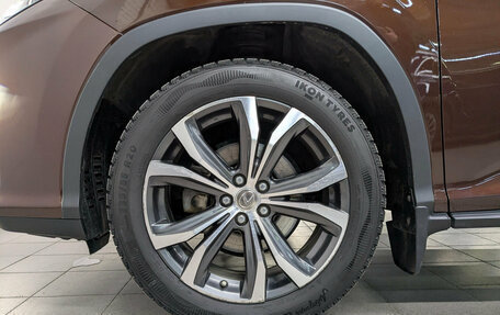 Lexus RX IV рестайлинг, 2017 год, 3 900 000 рублей, 12 фотография