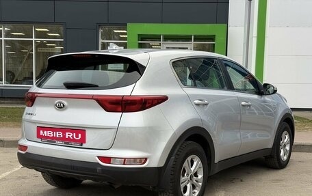 KIA Sportage IV рестайлинг, 2018 год, 1 650 000 рублей, 5 фотография