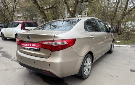 KIA Rio III рестайлинг, 2012 год, 750 000 рублей, 18 фотография
