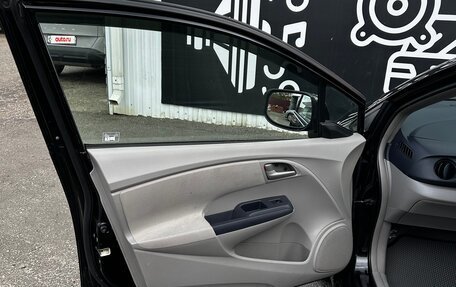 Honda Insight II рестайлинг, 2009 год, 770 000 рублей, 16 фотография